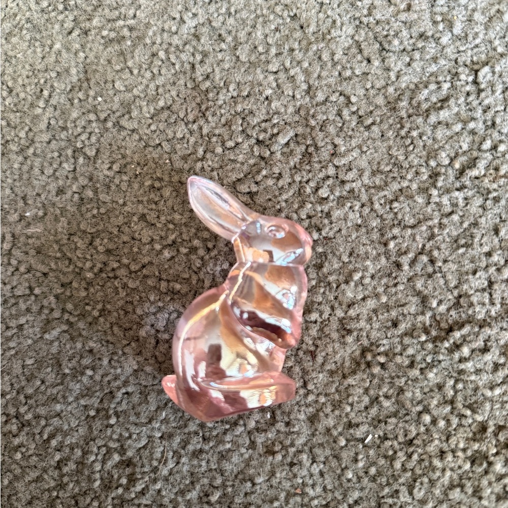 Fenton Pink Iridescent Glass Rabbit Figurine 2.75”